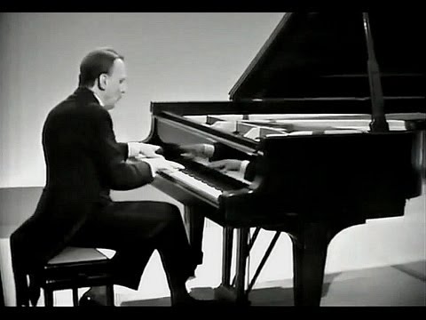 Frédéric Chopin - Piano Sonata No. 2,  III. Funeral March: Lento | Arturo B. Michelangeli (3/4) [HD]