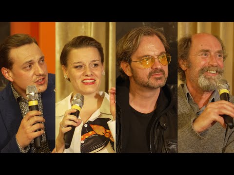 Novinarska OPERA ZA TRI GROŠE: Jurij Zrnec, Janez Škof, Inez Osina Rues, Matej Velikonja