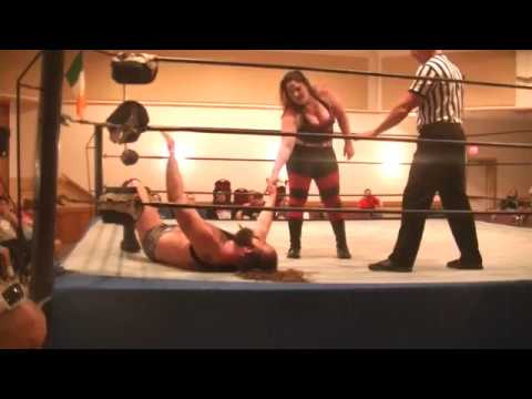 Davienne vs Josh Briggs