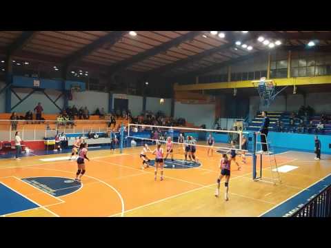 Prva liga Srbije 4. kolo: Gimnazijalac - Smederevo 3:1, poen Stefane Zečević.