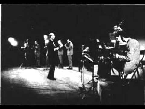 Florindo Sassone - En un pequeño café