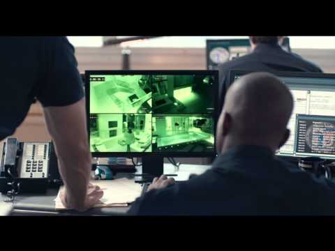 THE BLING RING - A Closer Look Inside