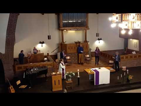 Liedboek 287 Rond het licht dat leven doet