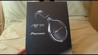 Video thumbnail for "First Look" Pioneer SE-MJ591 "Audiophile" headphones unboxing by Hi-Fi Insider