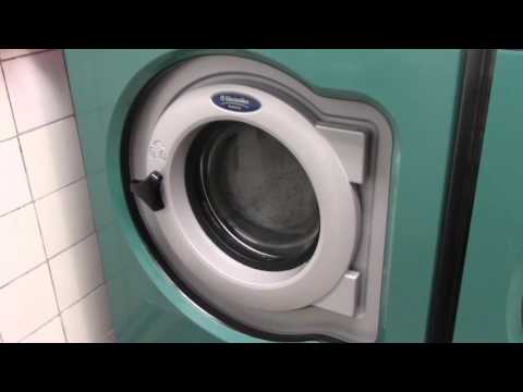 MongoTV_683 - Del 3 - Fede John Går Tur i Snevejr Og Snesjap Og Spiser Pizza - fredag 8.Januar 2016