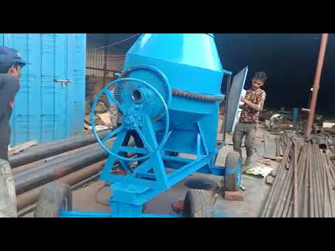 Automatic concrete mixer