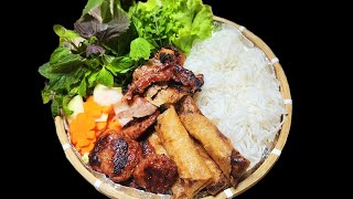 Bún chả Hà Nội/ Grilled pork with vermicelli Hanoi style