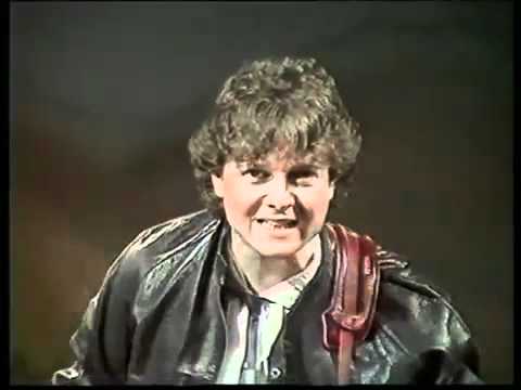 מיקי שביב ולהקת טנגו - ריקוד לאור ירח