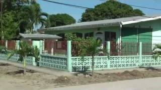 preview picture of video 'Honduras Real Estate Beautiful house, 4 beds, 2 baths...'