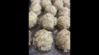 Ghar pe banaya nariyal laddu🥥Coconut laddu at home #shorts s #youtubeshorts #recipe #viral