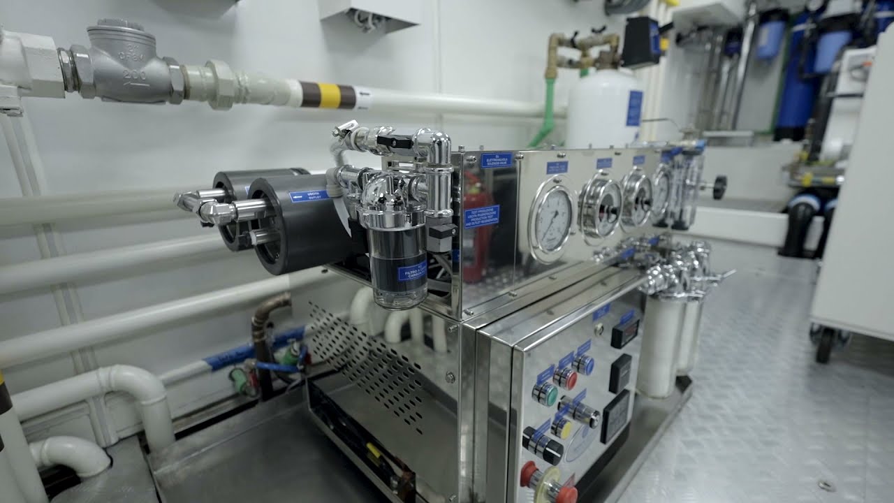 Engine Room Tour Alfresco 125 by Alpha Yachts