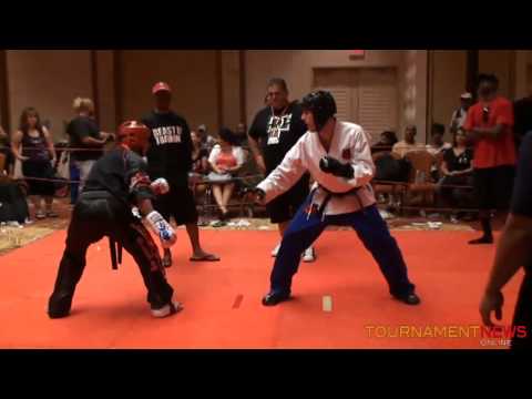 Chris Walker vs Clinton Kiach at Sin City Rumble 2011