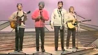 Russ Abbot in &#39;The Spanners - We&#39;re A Folk Group&#39;