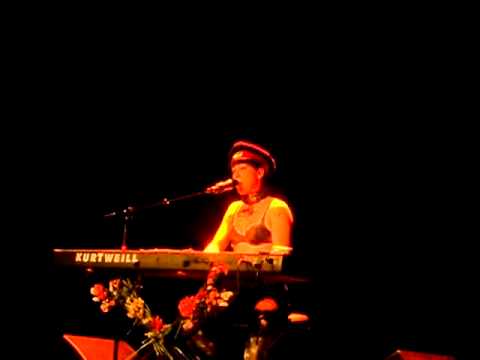 12/23 Dresden Dolls - Dirty Business - Boston 11/03/10.avi