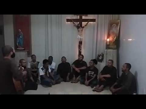 Seguir Nú o Cristo Nú - Fraternidade O Caminho