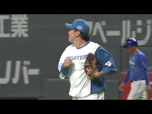 【8回表】ファイターズ・西村天裕 併殺に打ち取り火消し成功!! 2022年6月9日 北海道日本ハムファイターズ 対 横浜DeNAベイスターズ