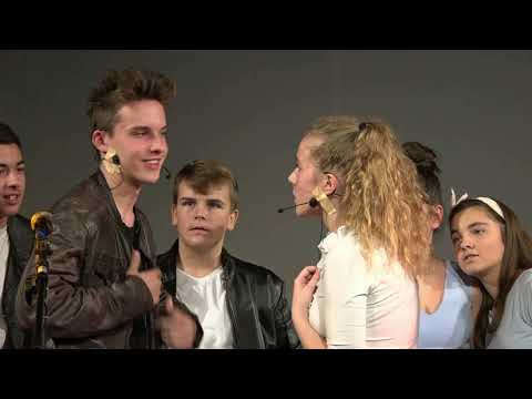 Školska predstava „Briljantin”- Dan OŠ „Svetozar Marković”