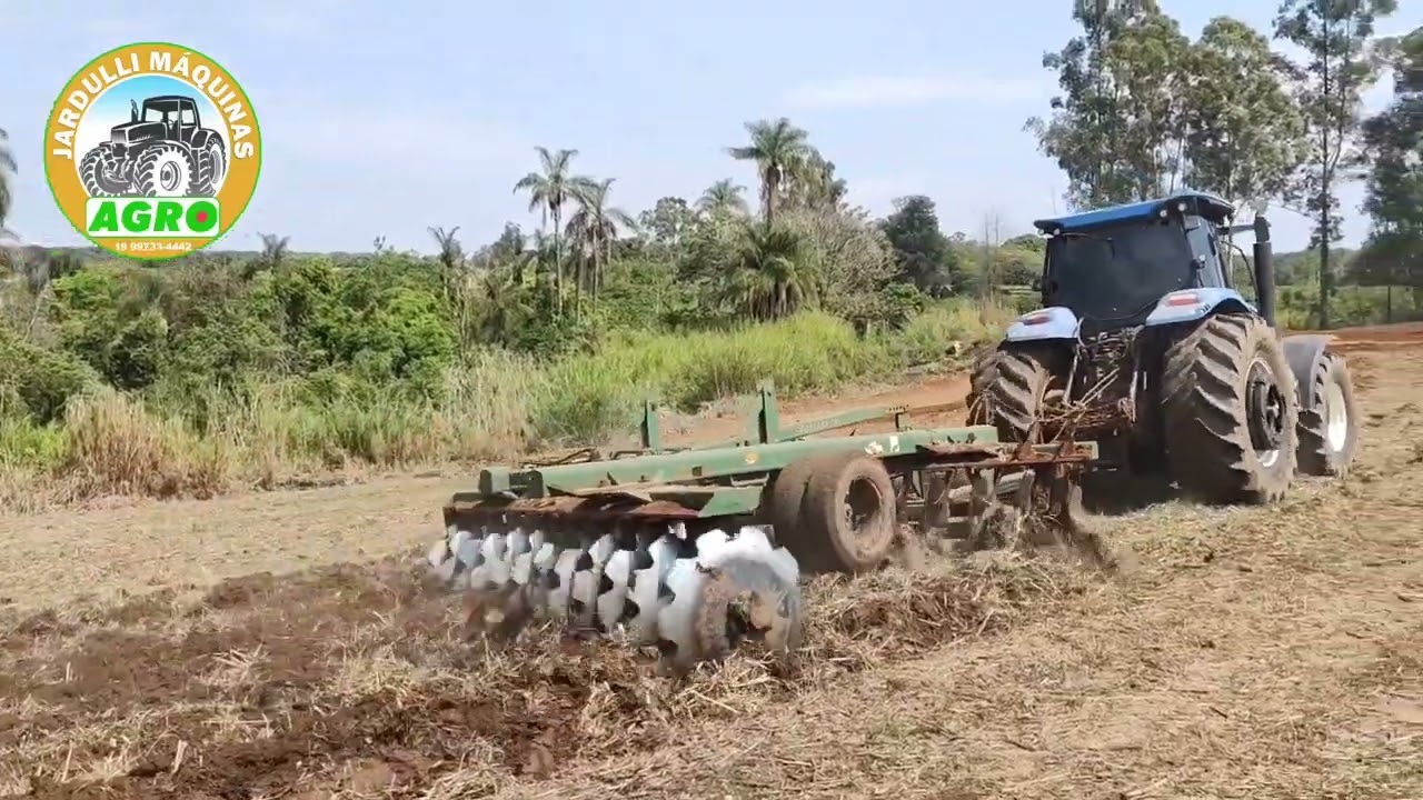 TRATOR NEW HOLLAND T7 2.600 HORAS PULANDO DEPOIS DO EQUILÍBRIO OPERACIONAL OBTVE 15% DE ECONOMIA.