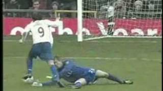 preview picture of video 'FA Cup Quarter Final - Man United vs Portsmouth 8/3/2008  [Full Highlights]'