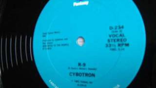 CYBOTRON R-9