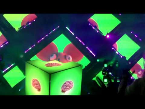 deadmau5 ghosts n stuff rant @ Veld Music Festival