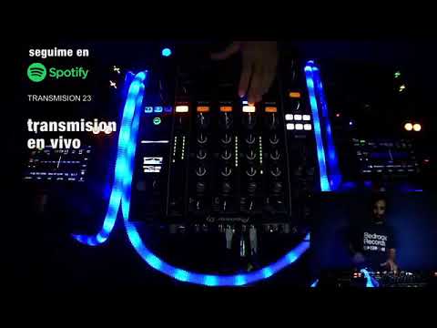 Hernan Delgado plays Joe Fisher, GrooveANDyes - Waves