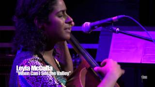 Leyla McCalla - "When Can I See The Valley" (eTown webisode #610)