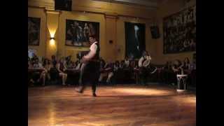 Leonardo Freire y la Compañía Folklorica Popular en Soho Tango