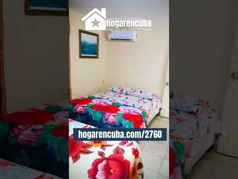 HEC2760: Casa en Guanabo, La Habana — $55,000, Piscina y licencia MINTUR (5 cuartos, 2 viviendas)
