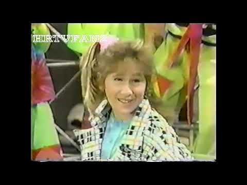 Kids Incorporated Episode (The Kids' New Clothes: S5E3)