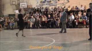 MARIA NIEVES y PANCHO MARTINEZ PEY bailando la milonga DE ANTAÑO en la MILONGA MALENA de SUNDERLAND