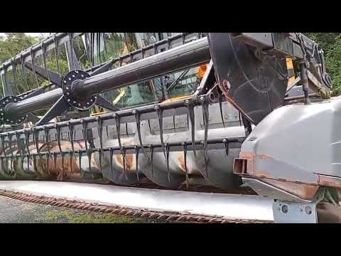 Colheitadeira Valtra BC 4500 - Ano 2011