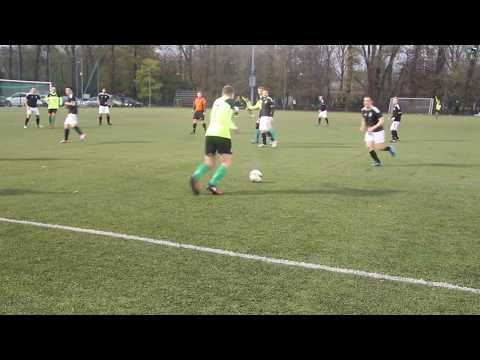 AKS ZŁY Warszawa - GKP Targówek Warszawa 2:2 skrót meczu 2017.10.22