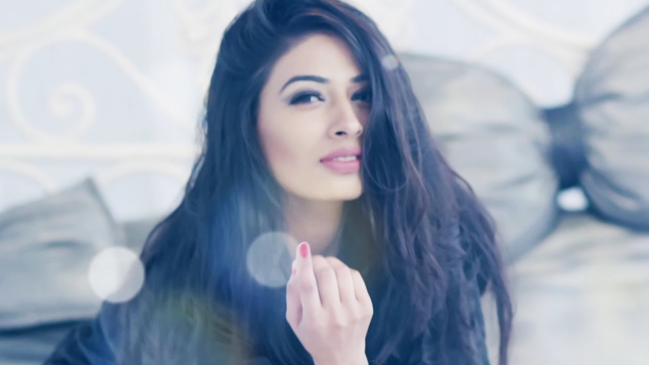 Red Heels (Title) Lyrics  | Red Heels | Saiyam Mehta | Saiyam Mehta | Kawaljit Bablu, Saiyam Mehta