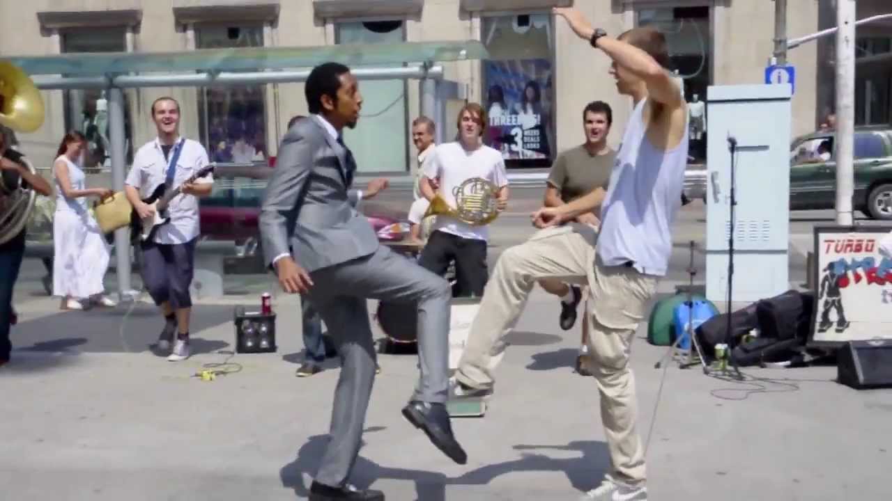 Random Dance Off – Turbo Street Funk