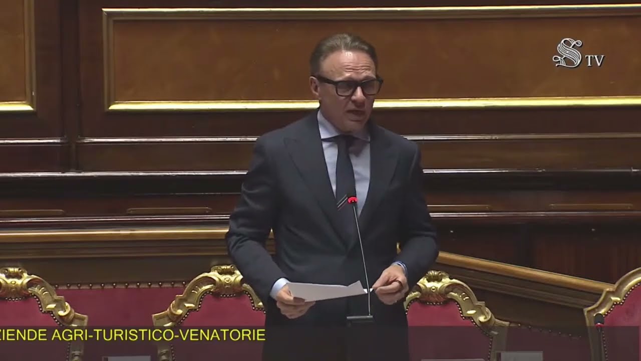IL MINISTRO DELL'AGRICOLTURA FRANCESCO LOLLOBRIGIDA RISPONDE AL QUESTION TIME IN SENATO
