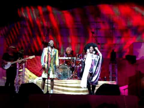 Cerrone feat Barbara Tucker - Give Me Love live @ Privilege Ibiza