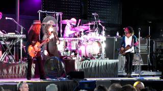 Heart - &quot;Rock and Roll&quot;,  Live @ Jiffy Lube Live, Bristow VA, July 31st 2011