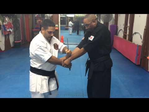 Basic Sai grabbing techniques