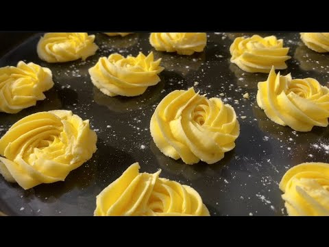 Algerian starch sweets are economical and delicious, with a light, cloudy taste