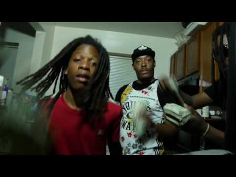 DiggChugaloo Feat. Uncle D -Run Em Up