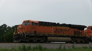 preview picture of video 'BNSF 6437 at Jenkinsburg (18JUL2014)'