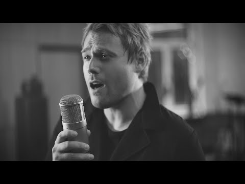 Adele - A Million Years Ago/Chopin's Waltz Op.64 No.2 - DAVID DEYL (Official Music Video)