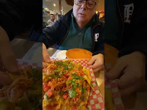 Chilango’s Mexican Restaurant and Food Review of Nachos in Belleville.