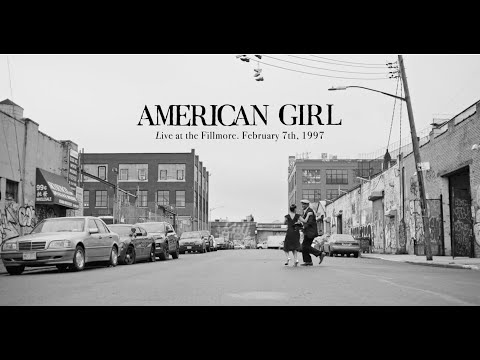 Tom Petty & The Heartbreakers - American Girl (Live at the Fillmore, 1997) [Official Music Video]