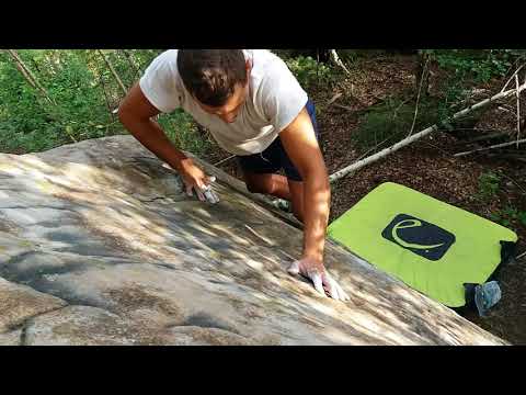 Oituz Bouldering - Pal Mat 6A hard