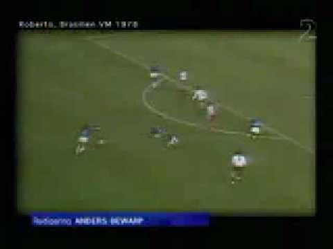Gol de Roberto Dinamita tras tiro de Dirceu. 1978