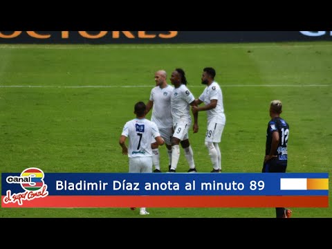 Bladimir Díaz anota al minuto 89