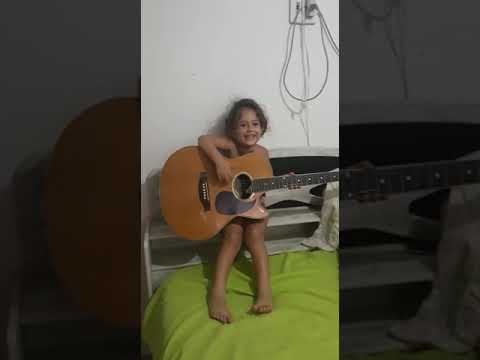 Thauanny cantando: O sonho que eu sonhei  Luccas neto e Jessi.