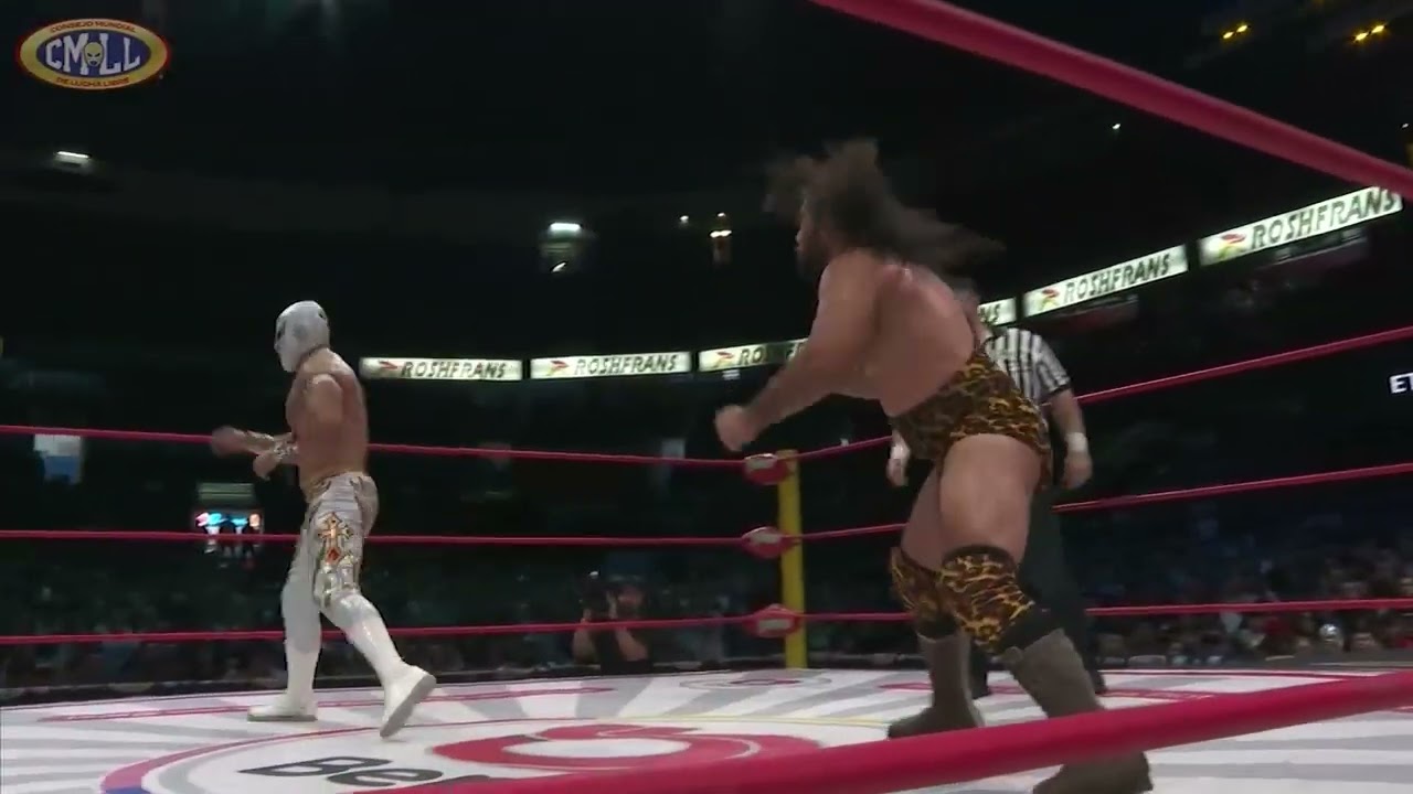 ¡MÍSTICO y TITÁN vencen a BÁRBARO CAVERNARIO y ÁNGEL DE ORO en el Viernes Espectacular del CMLL!